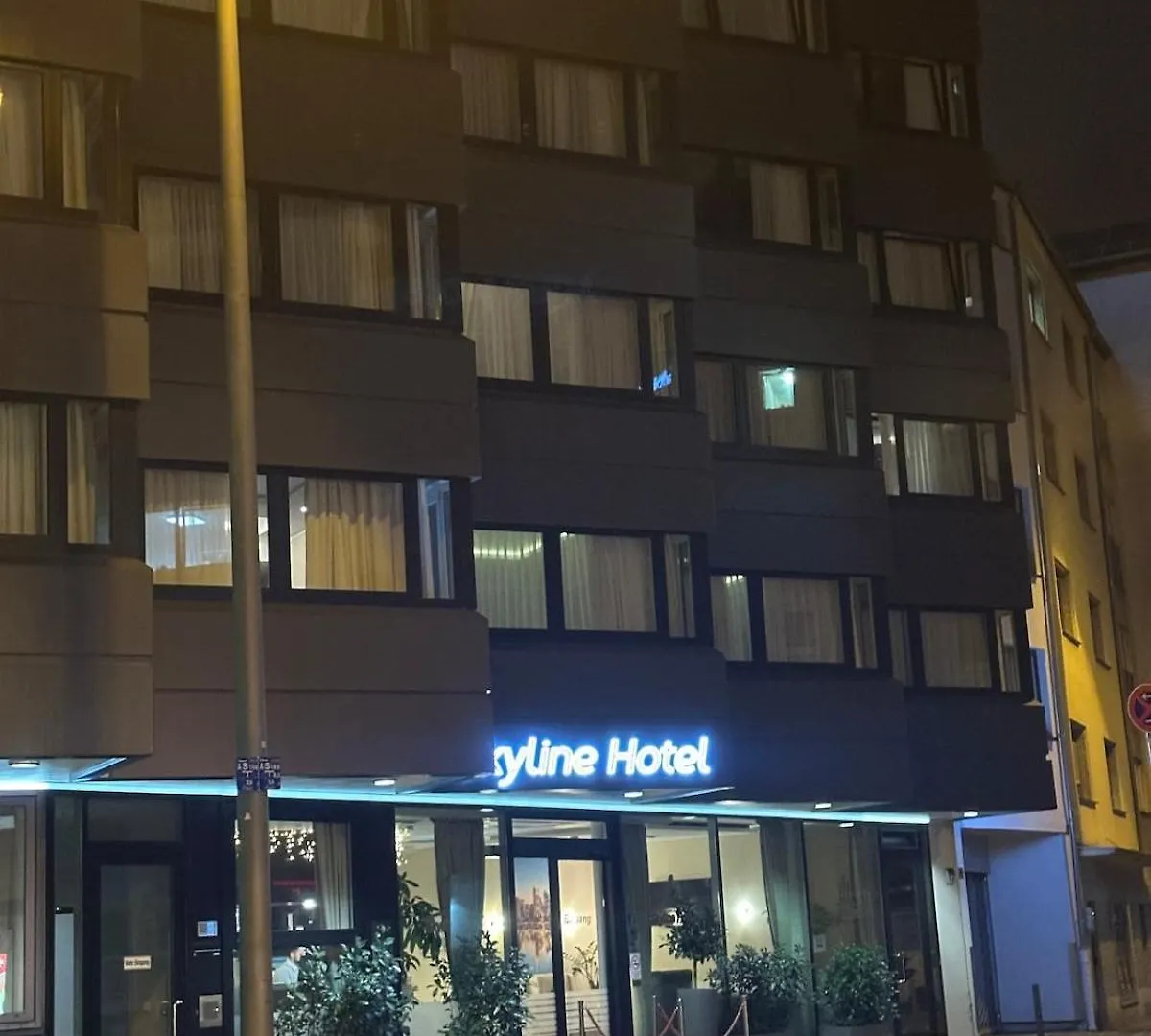 Apartment Chinese With Airport Pickup Frankfurt Messe Hall3 Home Ish Light And Sound Fair With Pickup Frankfurt am Main